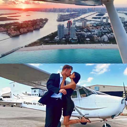 Miami: Romantic 1-Hour Private Flight Tour with Champagne