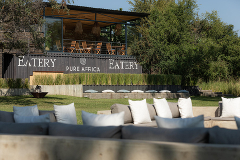 Victoria Falls: The Eatery Pot Experience op de Zambezi-rivier