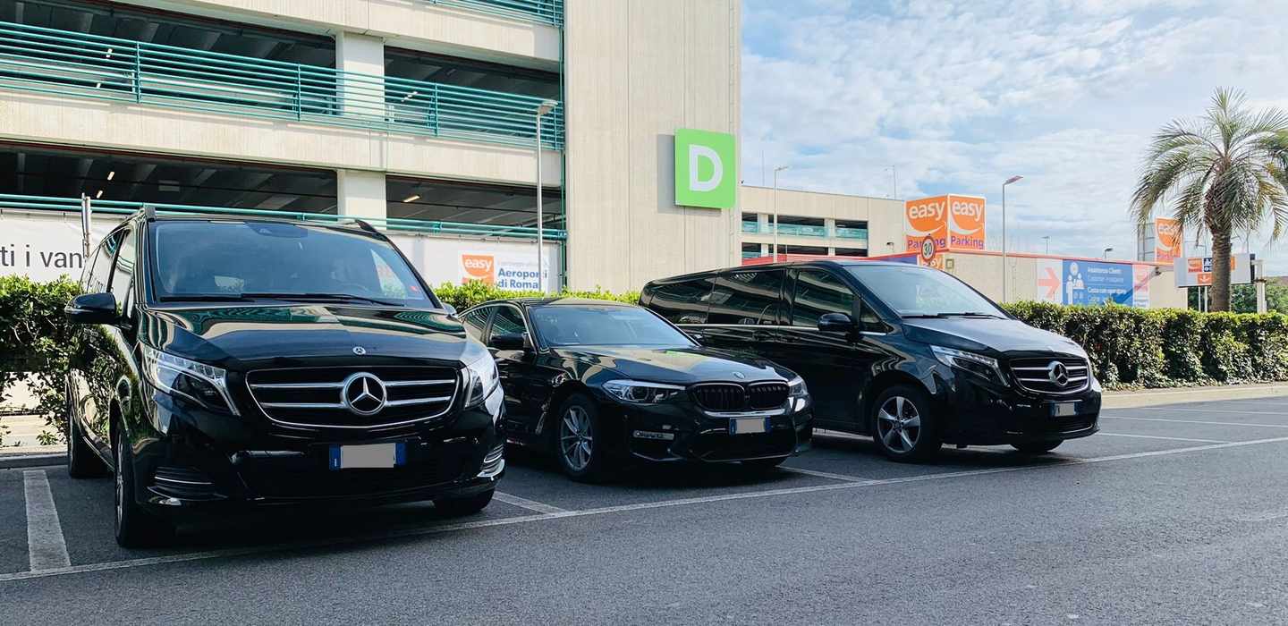 Flughafen Genua (GOA): Privater Transfer nach/von Mailand Stadt