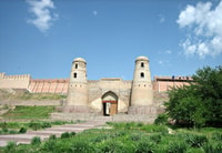 Von Duschanbe, Hissar Fortress, Museum und Teahouse Tour - Hizvo