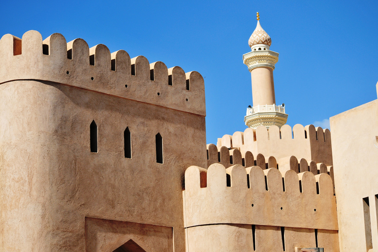 Muscat: dagtour Nizwa-oase met lunch