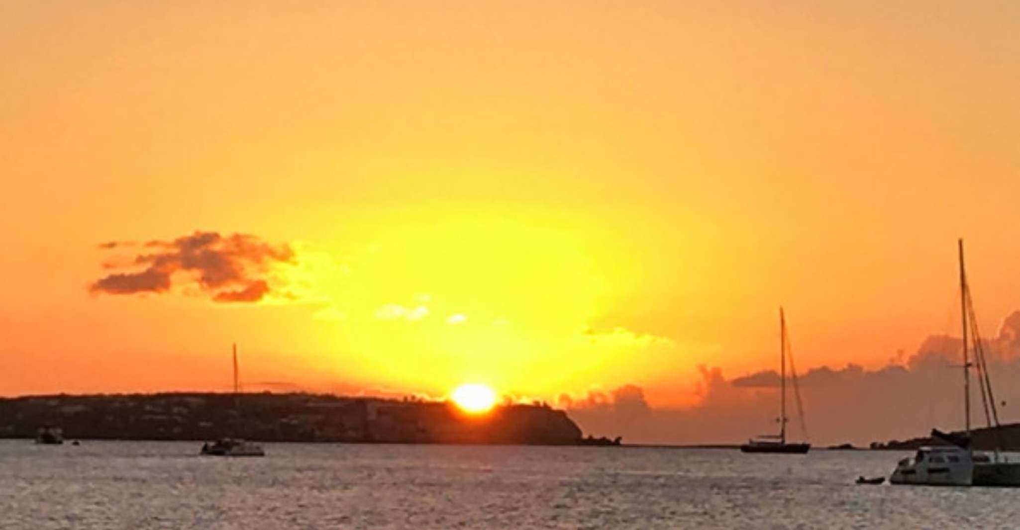 Saint Martin, Private Guided Sunset Boat Tour with Tapas - Housity