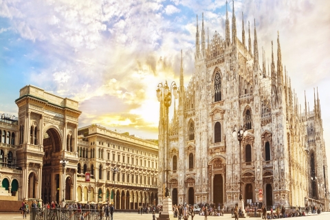 Visite à vélo de la vieille ville de Milan, des principales attractions et de la nature6 heures : La vieille ville, le château des Sforza et les colonnes romaines à vélo