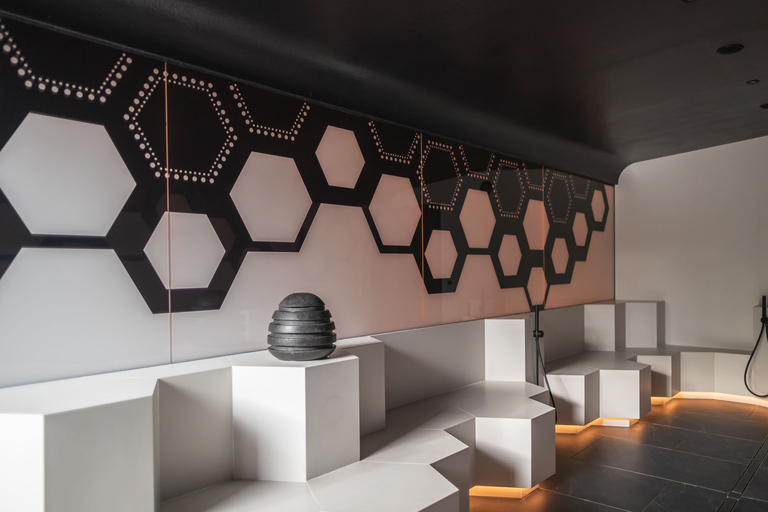 Merano: Terme Merano Pools Entry Ticket 2-Hour Ticket