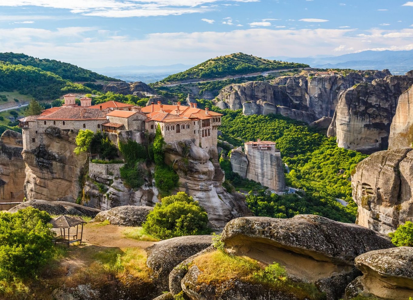 Meteora: Guidet solnedgangstur med besøg i klostre og huler