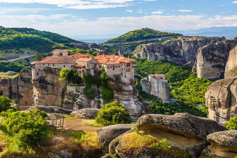 Meteora: Monasteries Tour, Lunch, and Athens Transfer Option Meteora Tour with Lunch and Roundtrip Athens Transportation