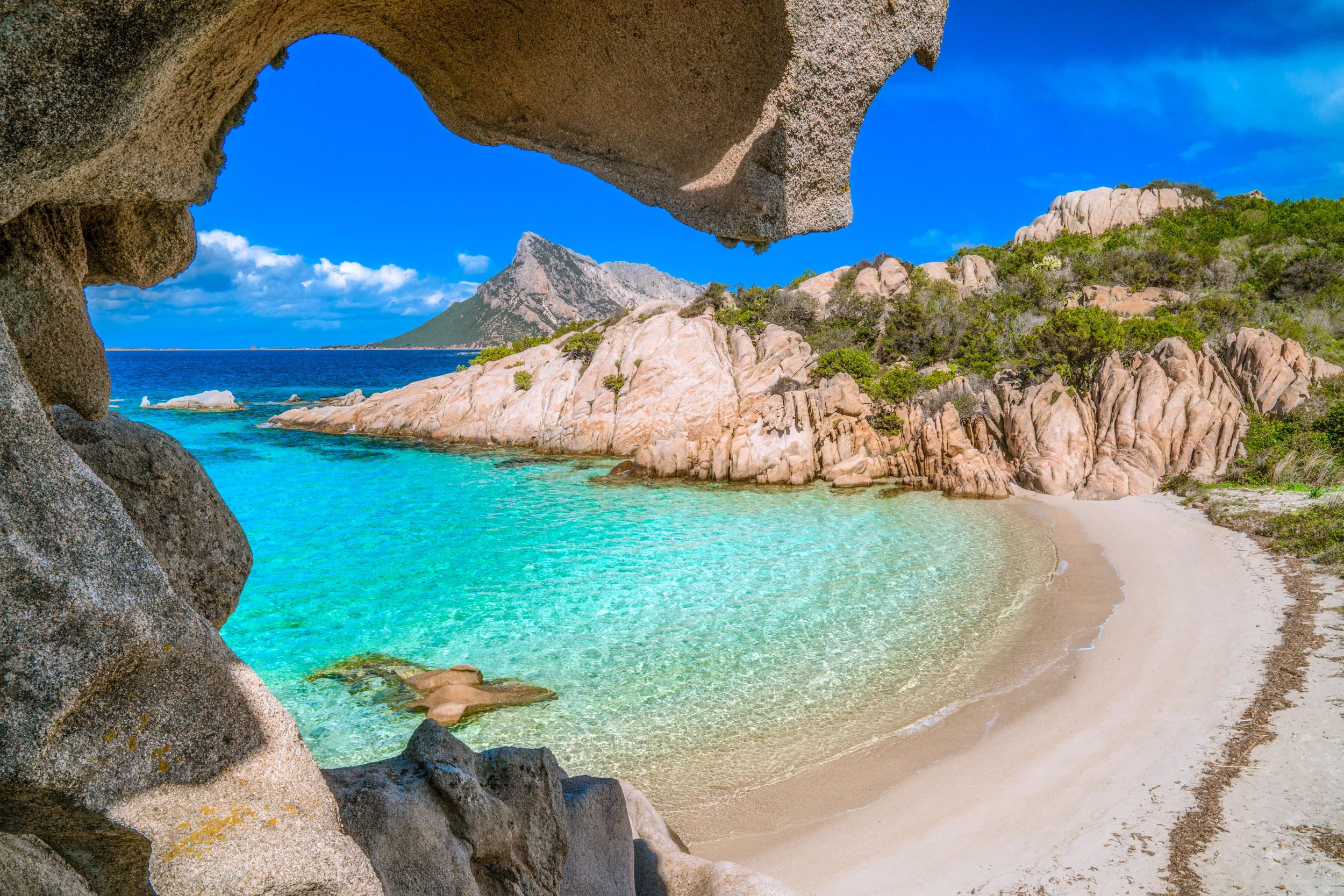 Olbia: Tavolara und Molara Bootstour zum Schnorcheln
