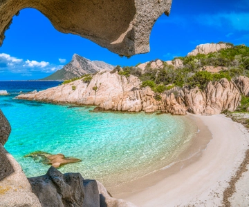 Olbia: Tavolara and Molara Snorkeling Boat Tour