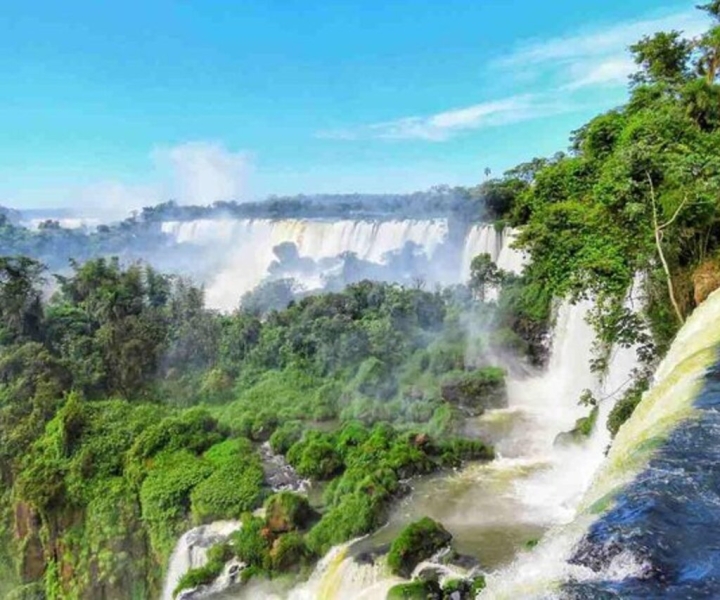 Buenos Aires: tour semi-privato delle cascate di Iguazu con voli