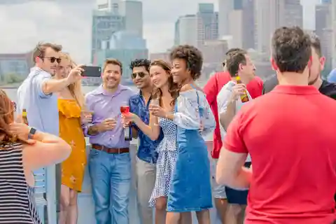 Boston: Sunset Cruise med bar og musik
