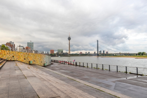 Düsseldorf en el objetivo de tu cámara: un paseo con un localOpción Estándar