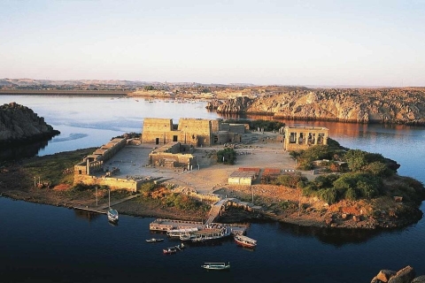 Au départ de Louxor : Croisière de 8 jours sur le Nil avec billetsBateau de croisière de luxe