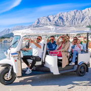Makarska: Skywalk-Tuk-Tuk-Tour mit Ticket ohne Anstehen