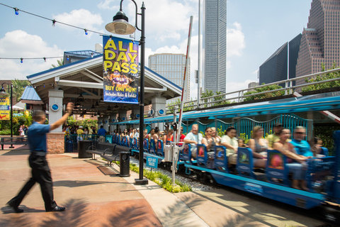 Houston: Downtown Aquarium All Day Pass