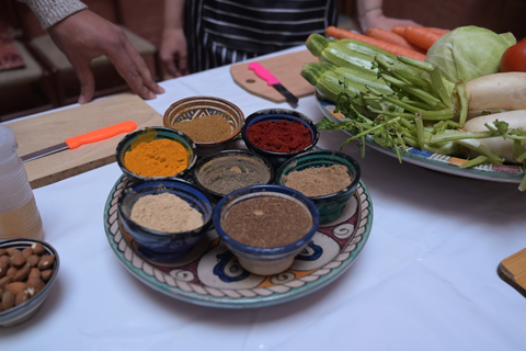 Marrakech: Corso di cucina marocchina con una famiglia locale