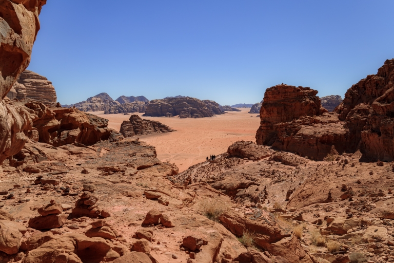 Depuis le Wadi Rum : 2 jours de randonnée et d'excursion en jeep