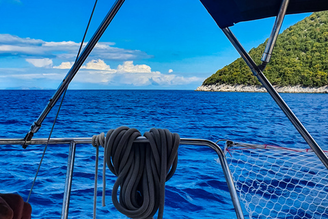 From Agia Efimia: All Inclusive Sailing Day Trip to Ithaca Private Sailing Trip