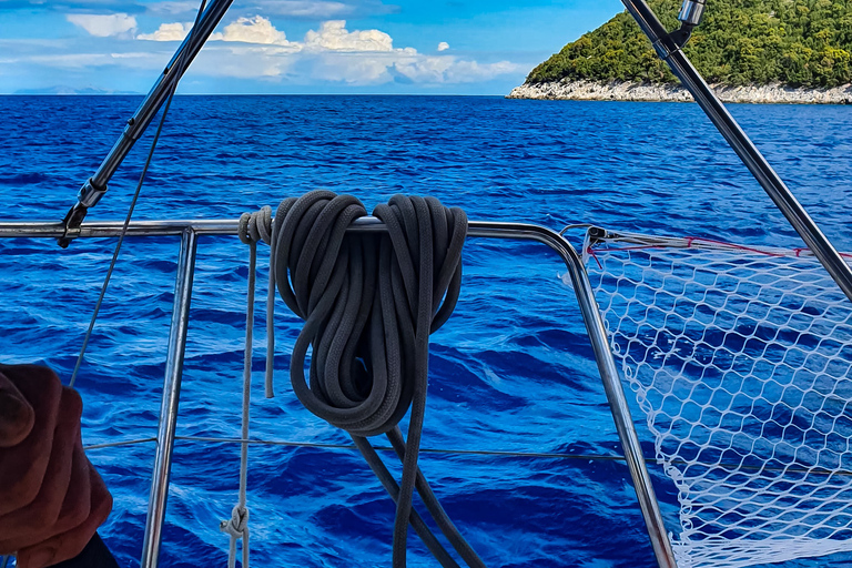 From Agia Efimia: All Inclusive Sailing Day Trip to Ithaca Private Sailing Trip