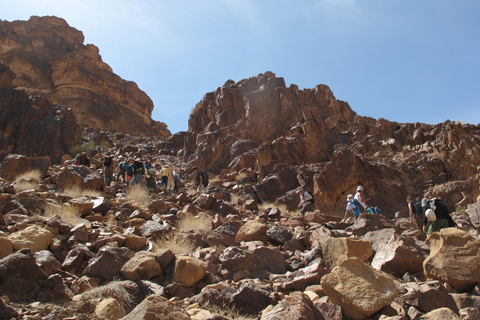 Randonnée vers la plus haute montagne de Jordanie, Umm Ad Dami avec séjour