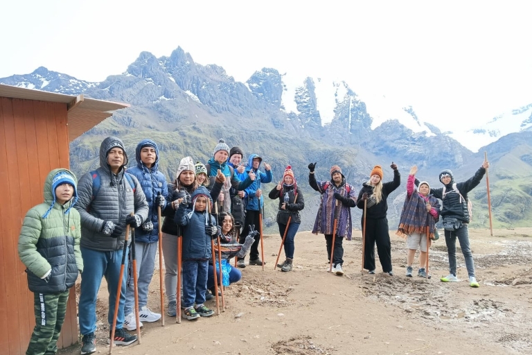 Desde Cusco: Tour de 2 dias a la Montaña de Colores