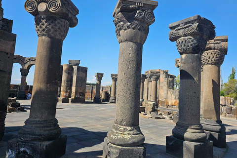 Yerevan: Private Khor Virap and Etchmiadzin Day Trip