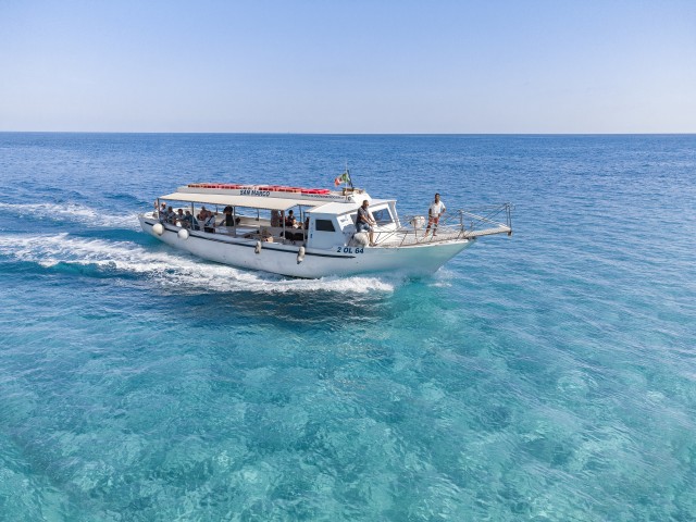 Visit Cala Gonone Gulf of Orosei Cruise with Food and Swimming in Cala Luna