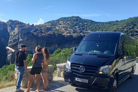Vanuit Athene: dagtrip per trein naar het Meteora-klooster