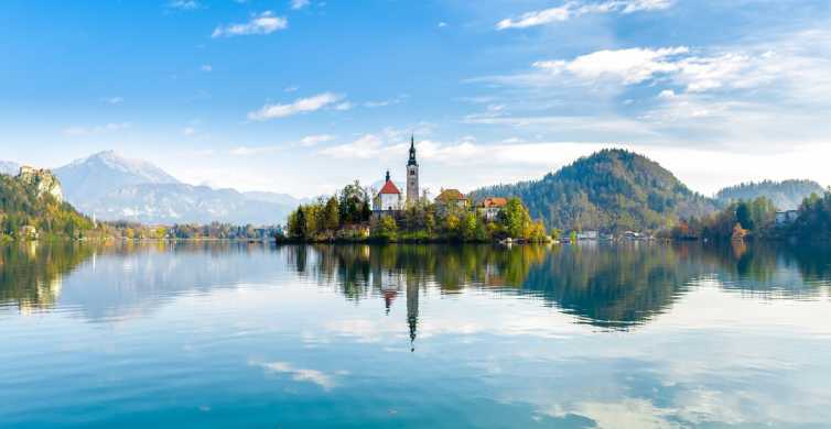 Iz Ljubljane: Bledsko jezero i Postojnska jama s ulaznicama