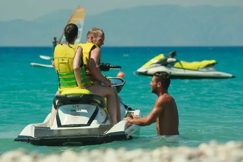 Rhodos: Spännande upplevelse med jetski
