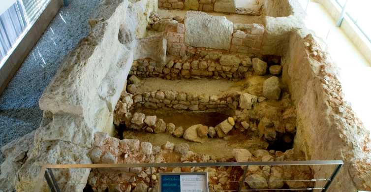 Картахена: Пунічна стіна, Римський театр і музеї Римського форуму