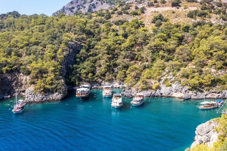Fethiye: Private Boat Tour with Swim Stops, Tea, and Fruit