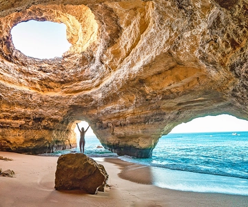 From Portimão: Benagil Sea Caves Boat Tour at Sunrise
