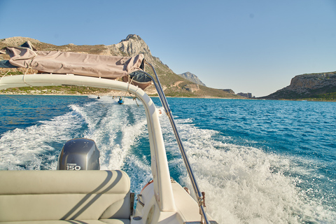 Plage de Falassarna : Croisière privée en petit bateau dans la lagune de BalosPlage de Falassarna : croisière privée en petit bateau dans la lagune de Balos