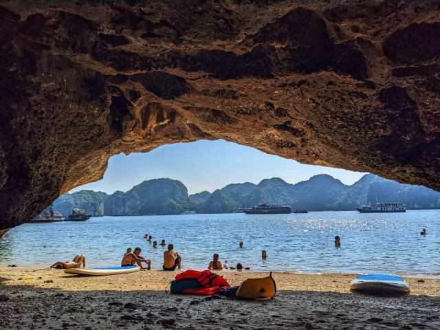 Visit Full-day cruise and kayak in Lan Ha Bay, Cat Ba island in Ha Long, Vietnam