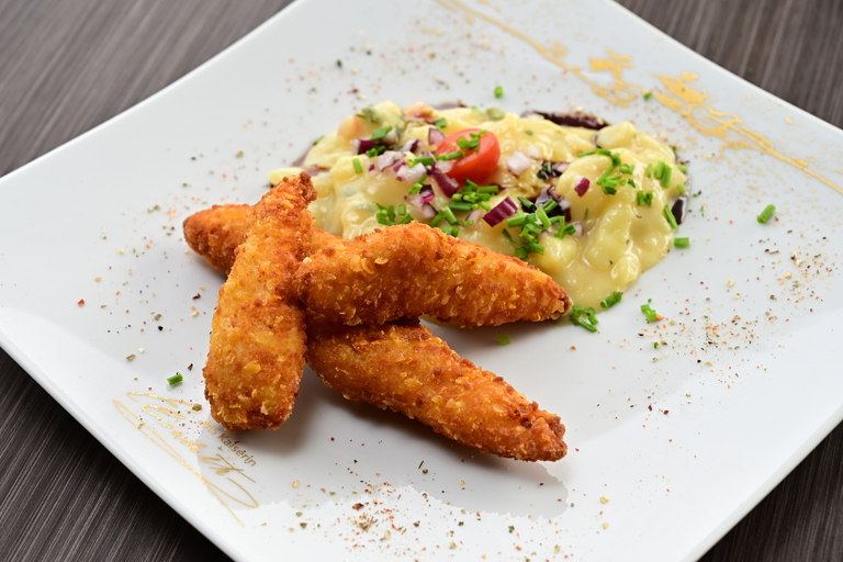 From Vienna: Dürnstein and Wachau Cruise Cruise with Breakfast and Lunch