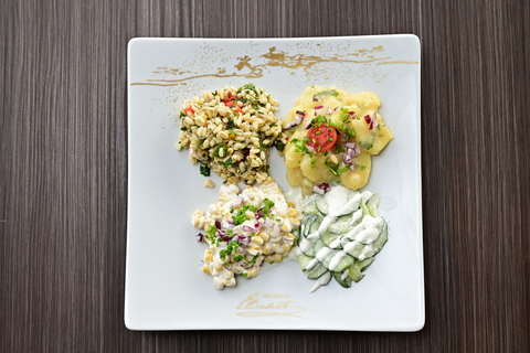 From Vienna: Dürnstein and Wachau Cruise Cruise with Breakfast and Lunch