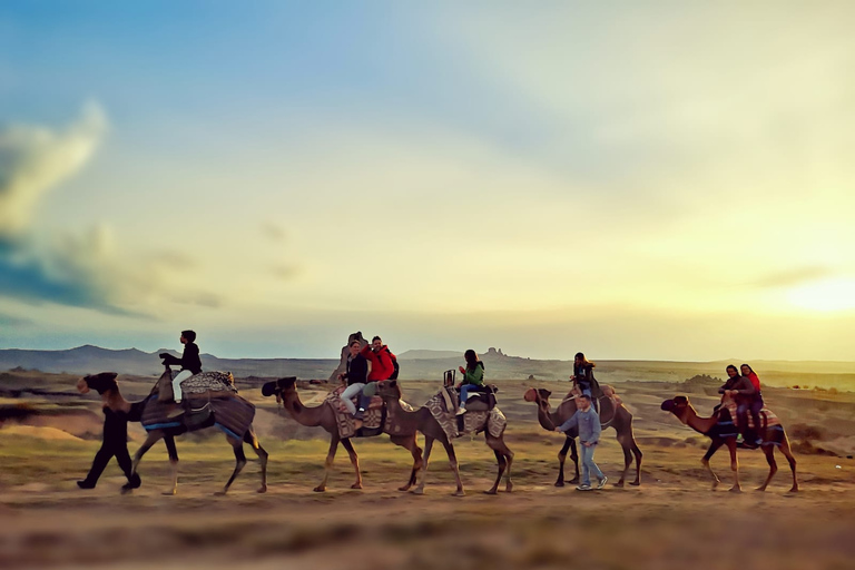 Cappadocia: Valleys Highlights Camel Tour with Hotel Pickup İn Day Time Camel Tour
