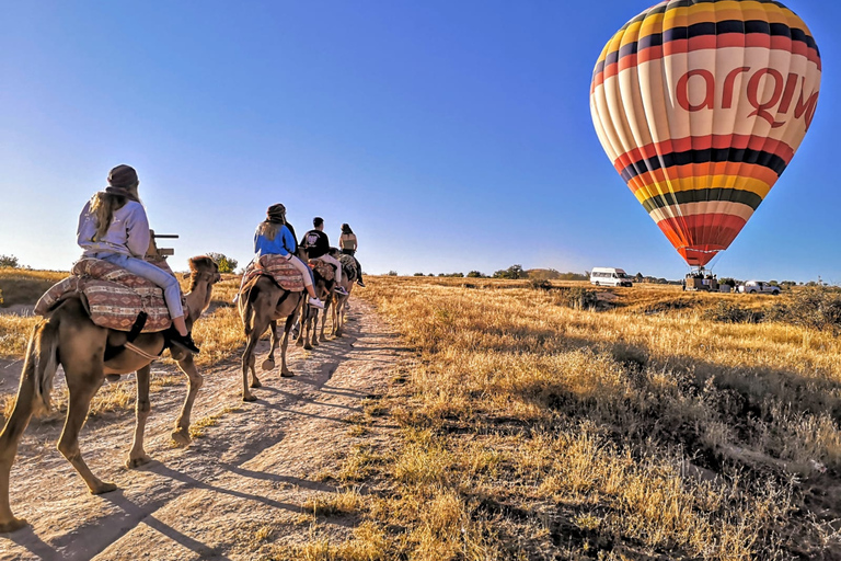 Cappadocia: Valleys Highlights Camel Tour with Hotel Pickup İn Day Time Camel Tour