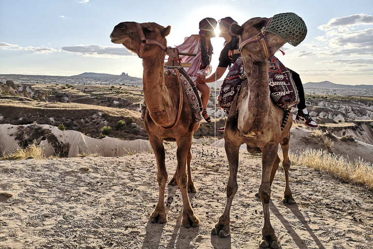 Cappadocia: Valleys Highlights Camel Tour with Hotel Pickup İn Day Time Camel Tour