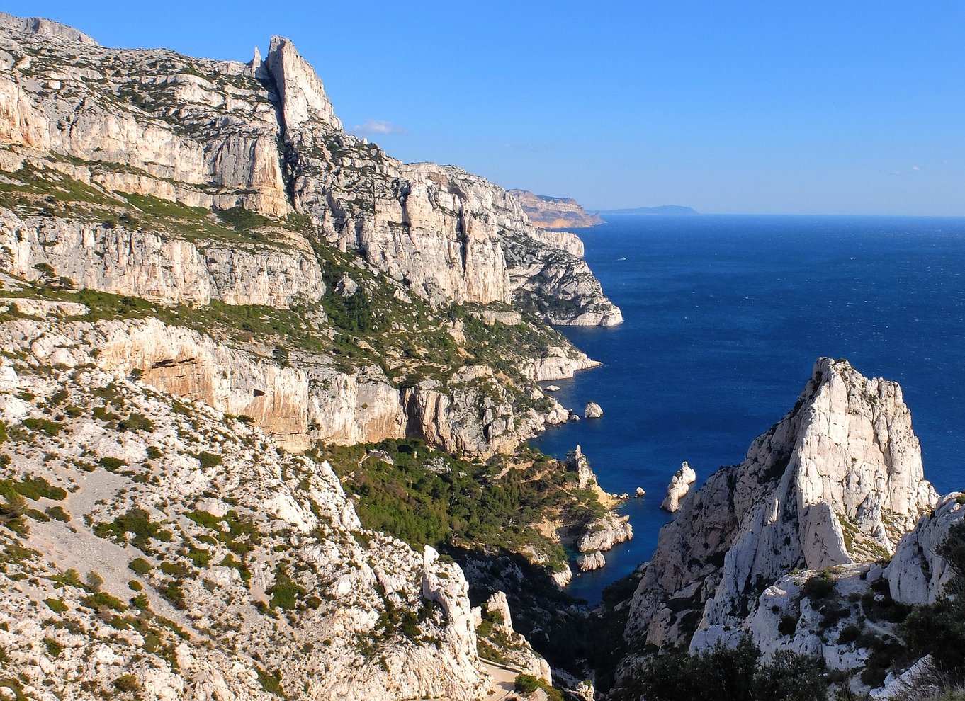 Marseille: Guidet vandretur i Calanques Nationalpark med picnic