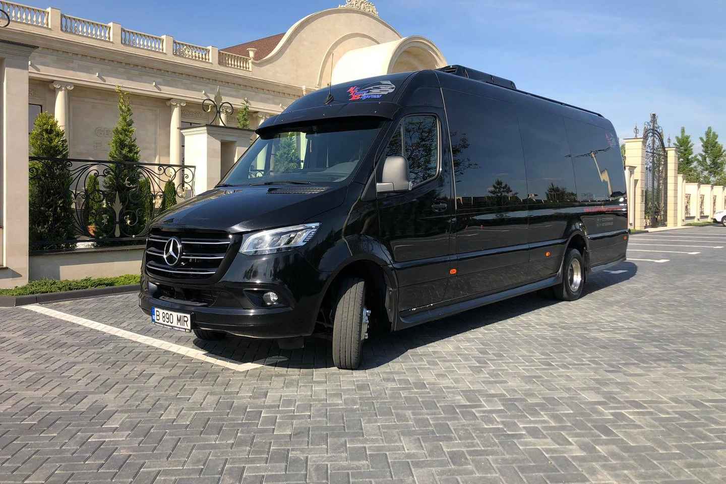 Bucharest Airport: Bus Transfer to/from Chisinau Velmart