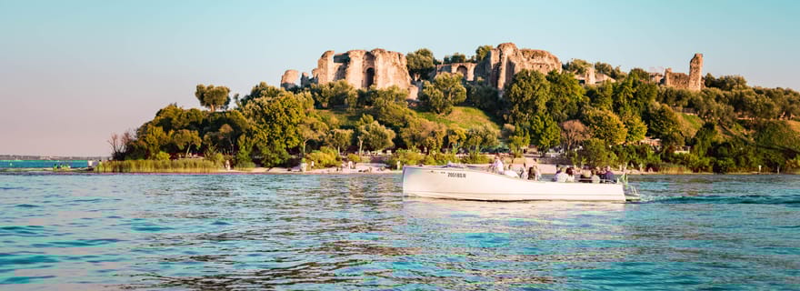 Desenzano del Garda : Excursion en bateau au coucher du soleil avec boisson