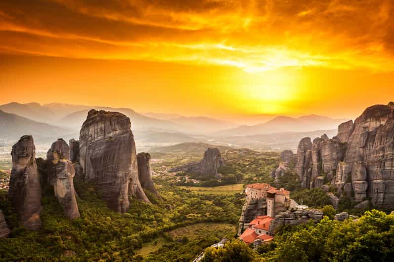 From Kalambaka: Mid-Day Guided Tour to Meteora & Monasteries | GetYourGuide