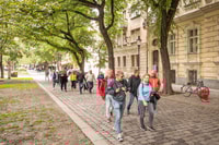 Van Wenen, Bratislava Grand City Day Tour - Housity