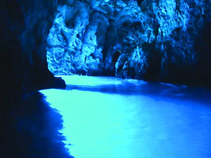Dubrovnik: Blue Cave and Elafit Small Group Boat Exploration