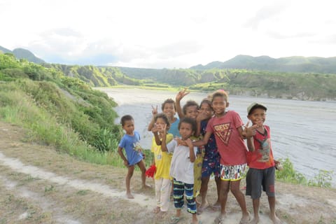 Manila: Mount Pinatubo 4X4 & Hiking Trip - Image 2