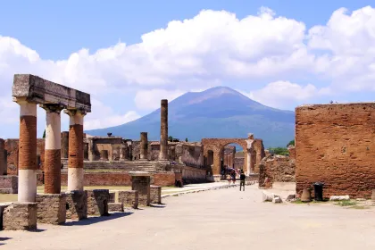 Von Neapel aus: Tagestour Herculaneum, Vesuv und Pompeji