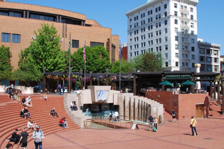 Portland: Scavenger Hunt Self-Guided Walking Tour with App