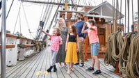 Dublino, Jeanie Johnston Tall Ship Irish Famine History Tour - Hizvo