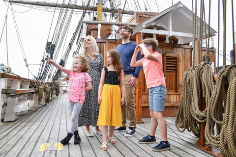 Dublín: Visita a la Historia de la Hambruna Irlandesa en el Tall Ship Jeanie JohnstonDublín: historia de emigrantes en el velero Jeanie Johnston